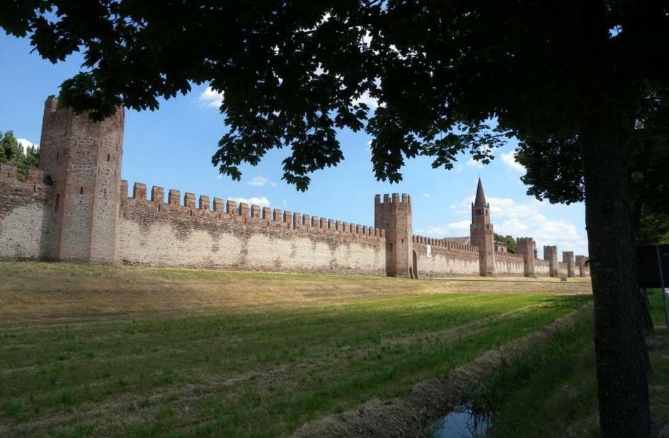 The Garden View Apartment - Le Ca De Boron Montagnana Montagnana  Eksteriør billede